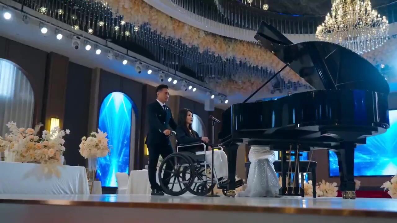 Dramatic Scene Generation